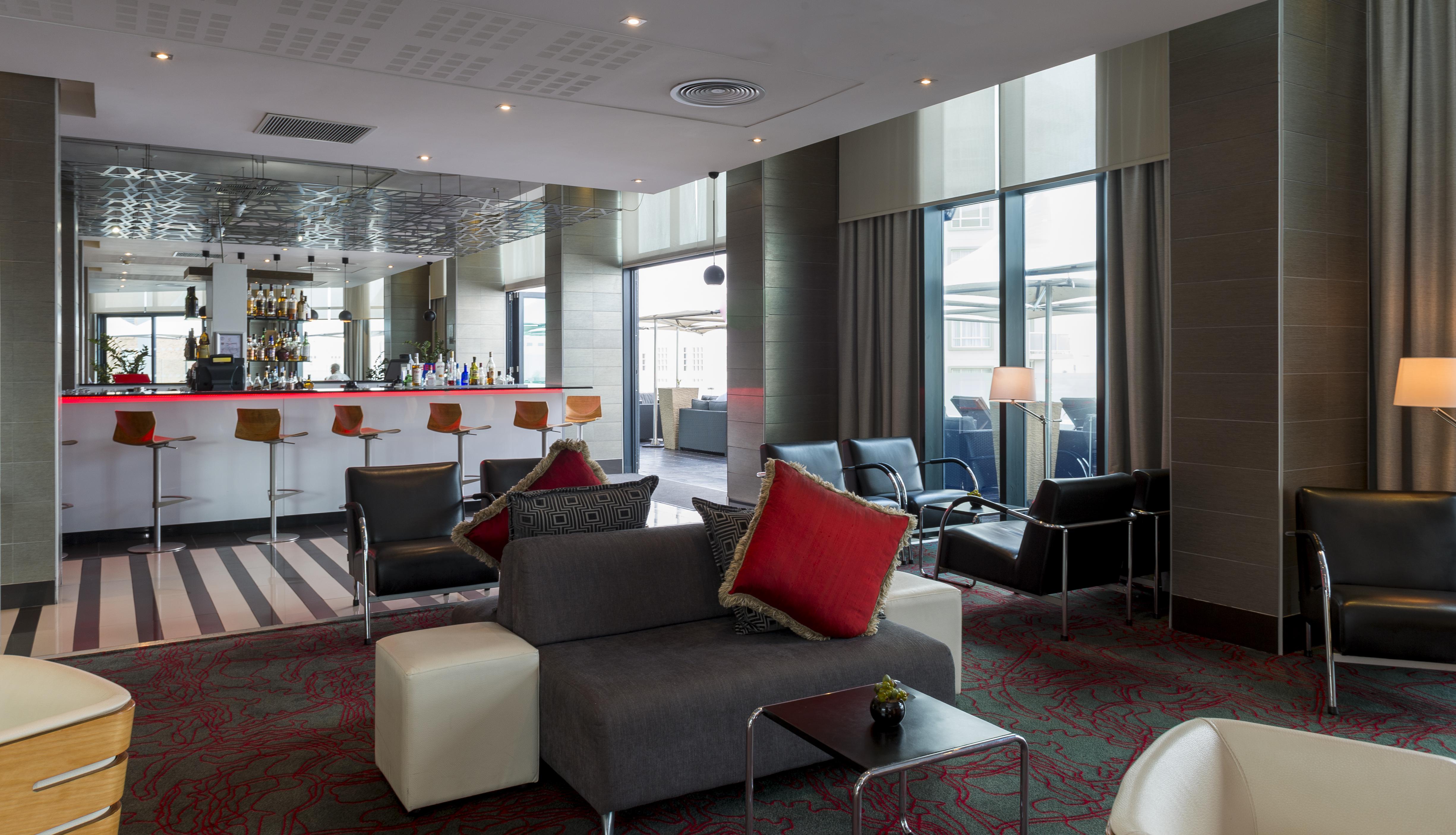 Radisson Blu Hotel, Port Elizabeth Zewnętrze zdjęcie The lounge at the hotel